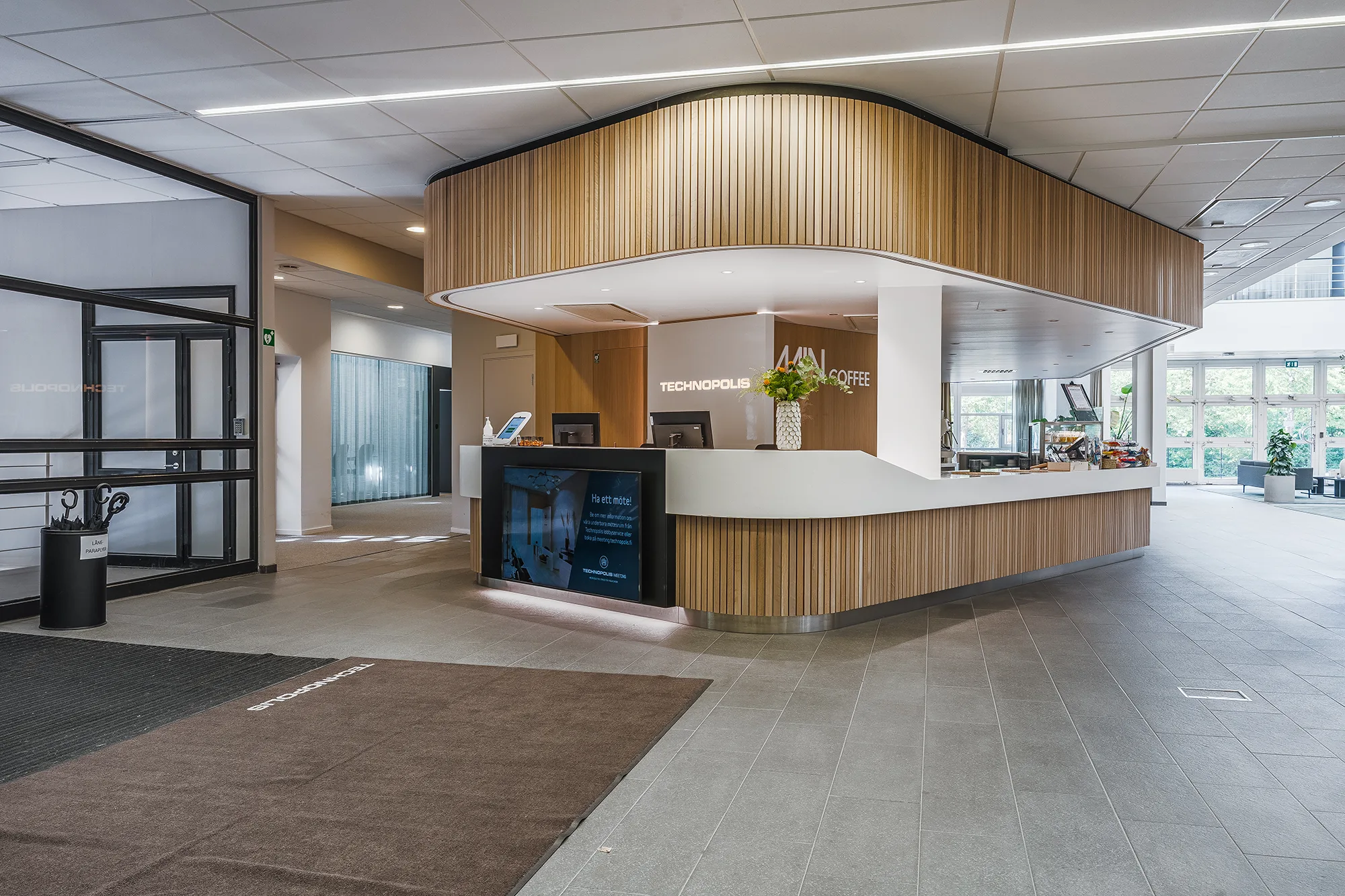 Technopolis reception på bottenvåningen